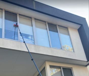 two storey window cleaning done right with a purified water system