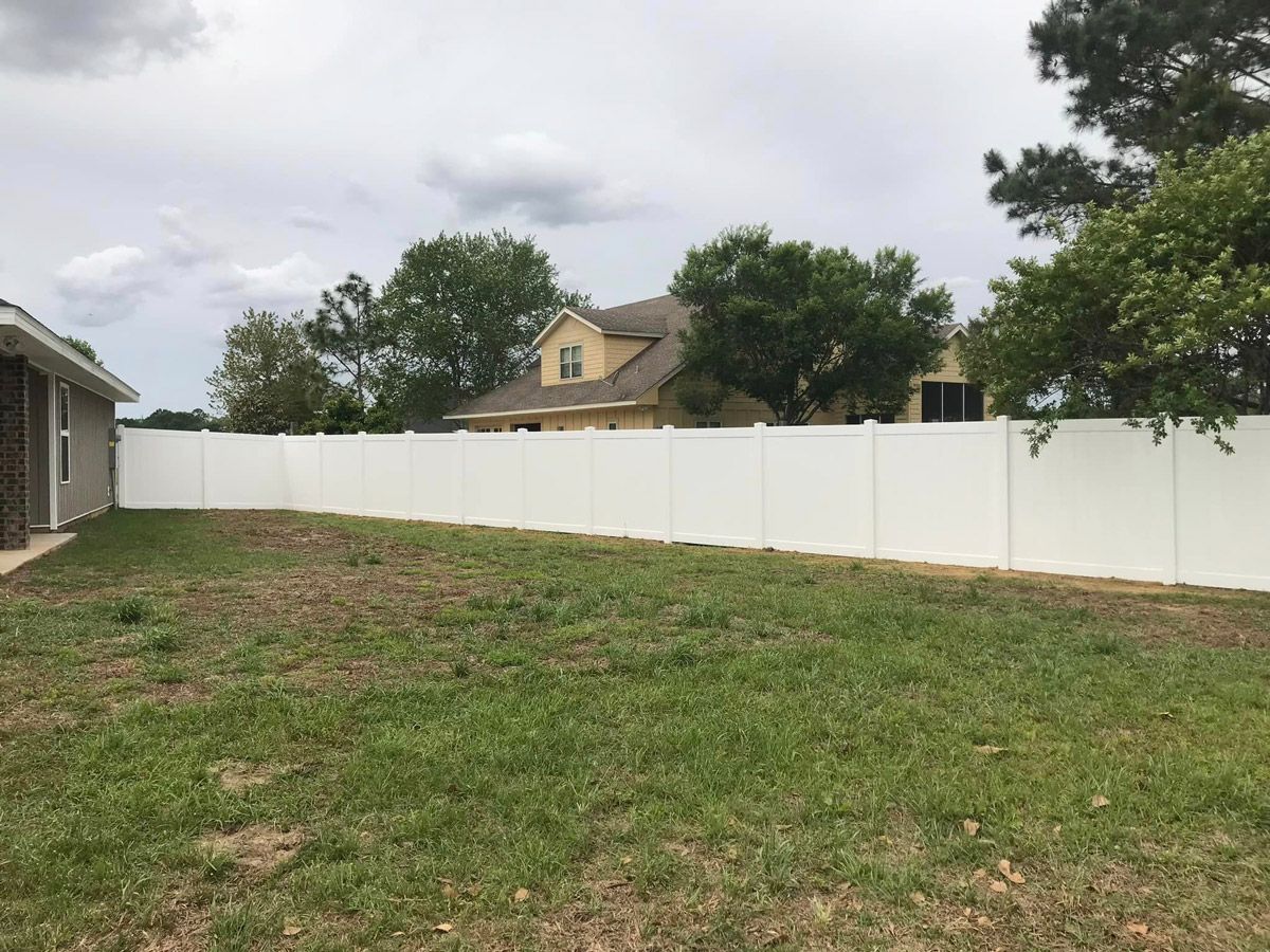 Residential with Vinyl Fence — Atmore, AL — Mills Fence LLC