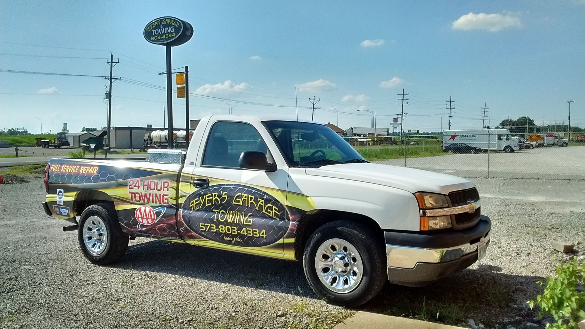 white truck | Seyer Garage