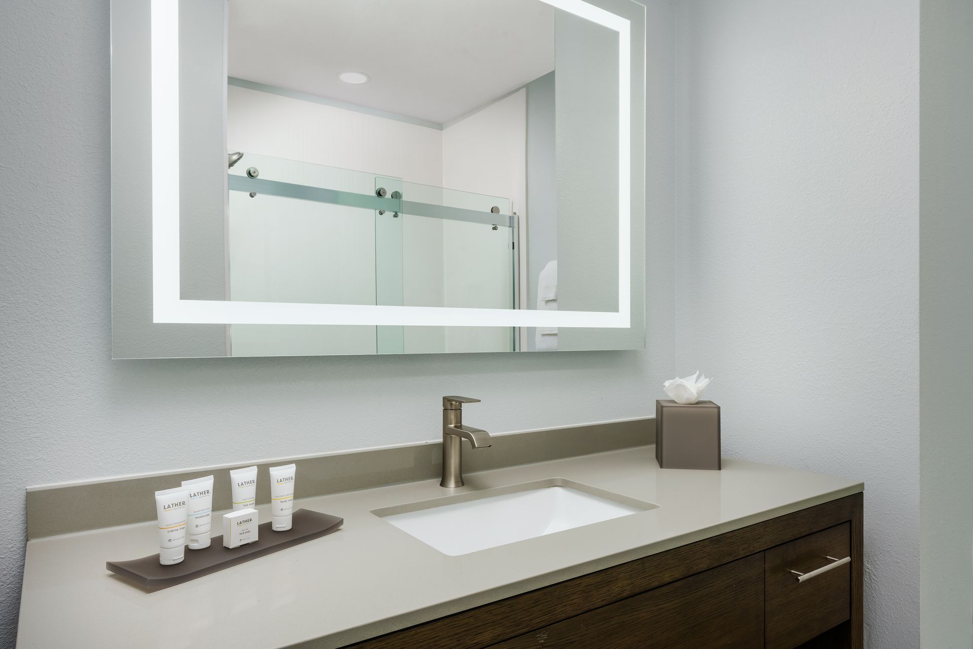Bathroom With Mirror Glass — Savannah, GA — The Bluff Hotel