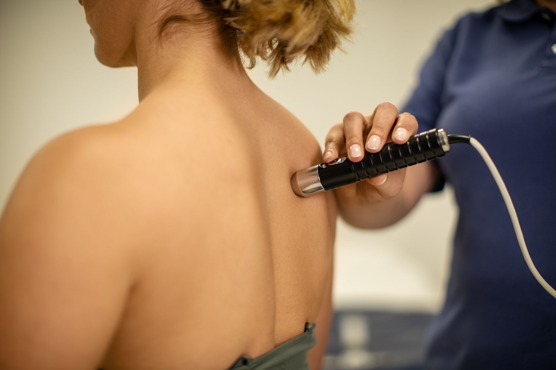 Laser Therapy - Pialba, QLD - Physikal Physiotherapy