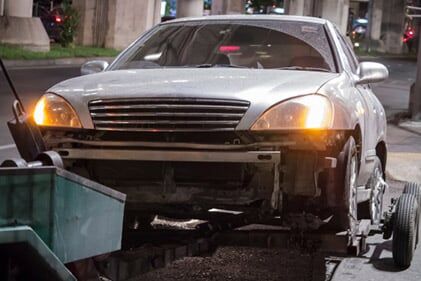 Tow the accident car—towing company in Everett, WA