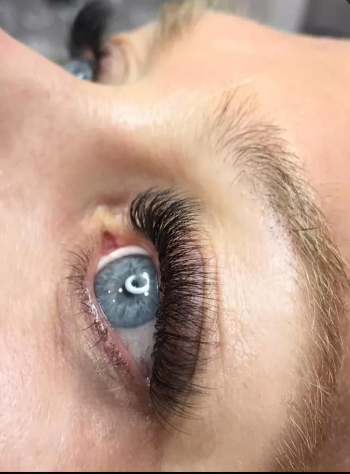 lange Wimpern mit Volumen