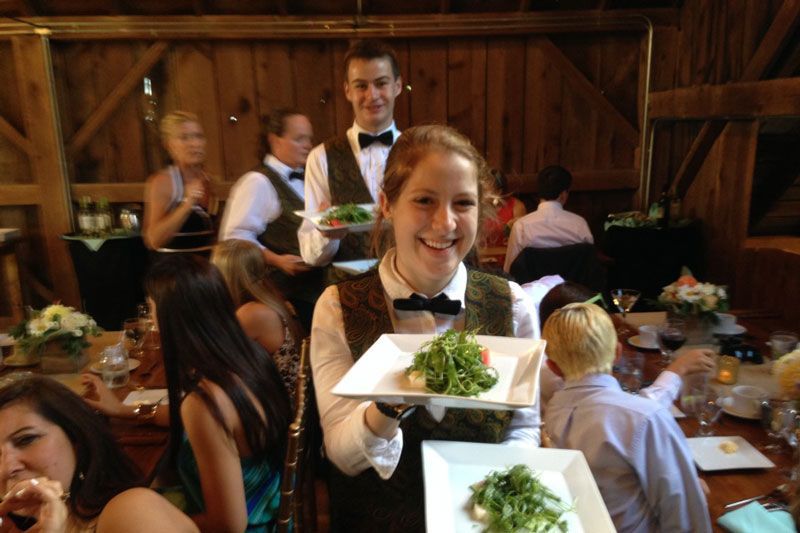 dinner service at wedding
