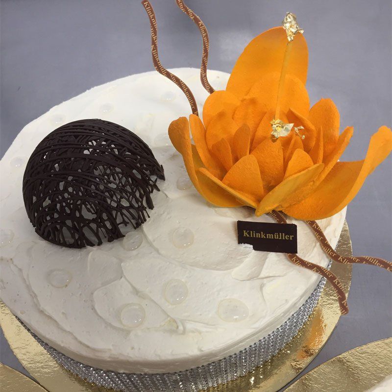 Individuelle Hochzeitstorte nach Kundenwunsch