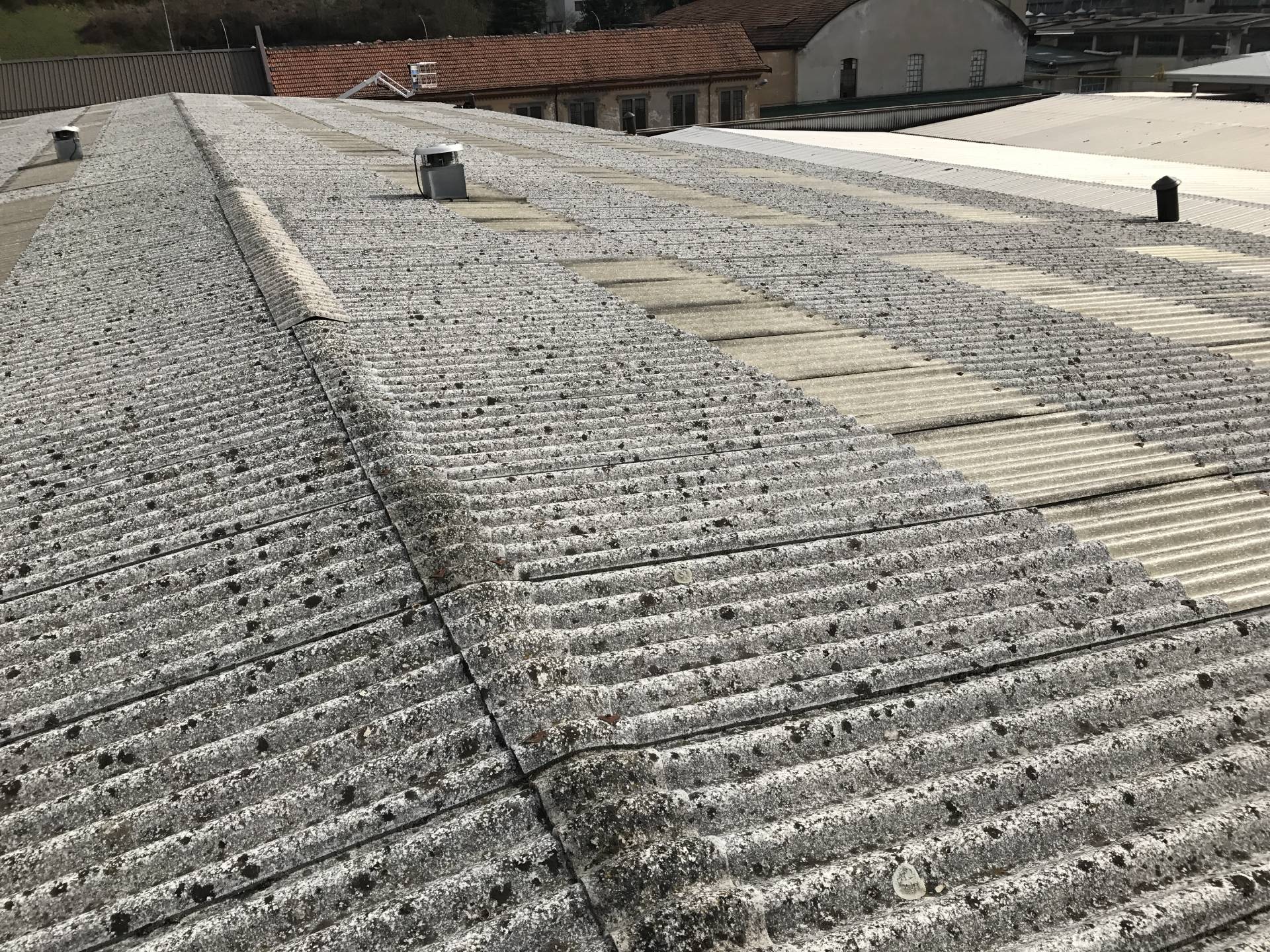 lavori di smaltimento dell'amianto