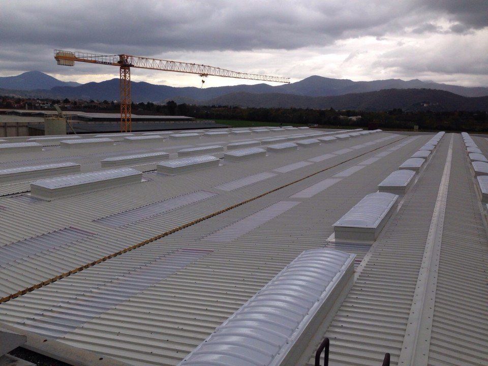 lucernari in vetroresina e policarbonato