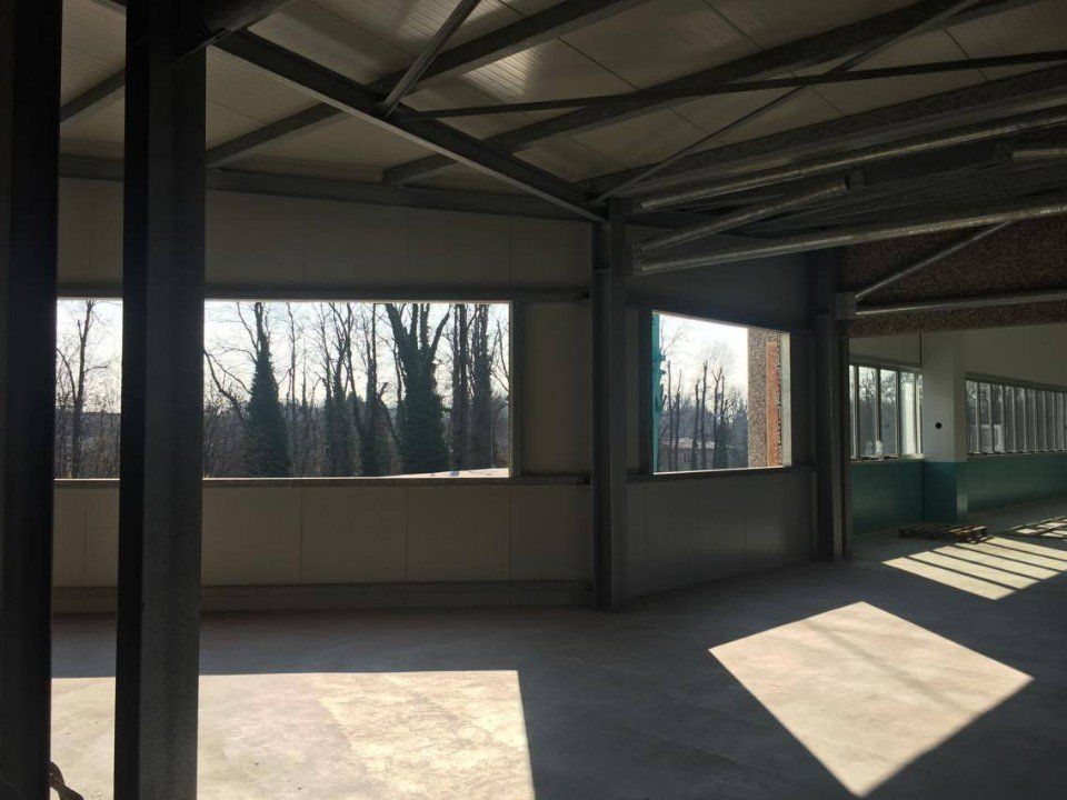 facciate metalliche per capannoni