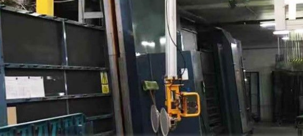 Grúas para vidrio Maquinaria Bandi SAS