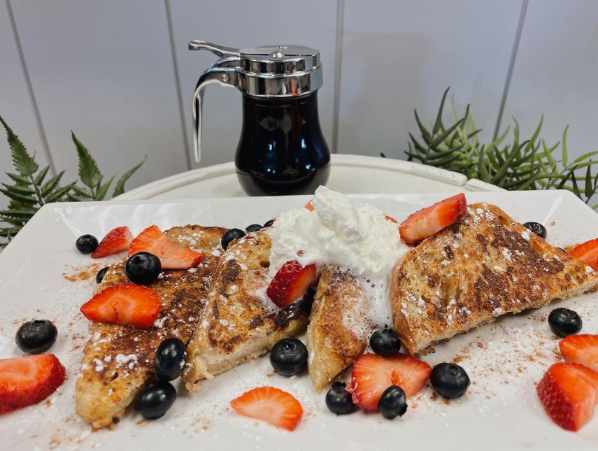 Strawbery Pancake — Gordonville, PA — The Village Cafe