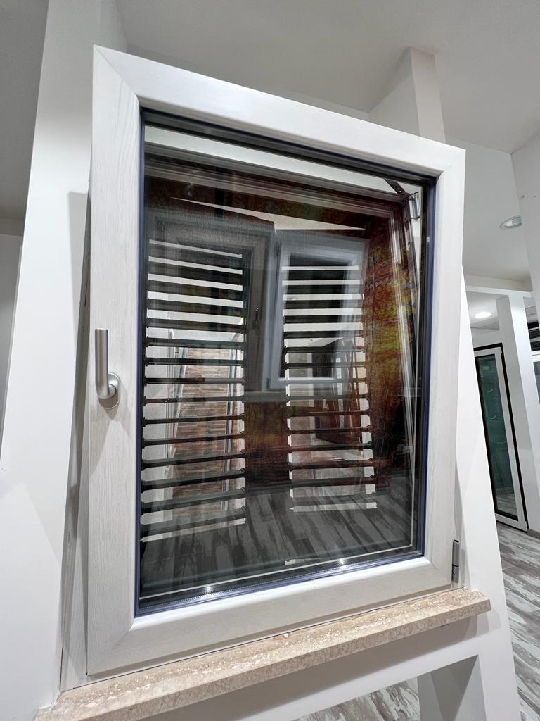 Negozio di infissi e serramenti Roma Eur