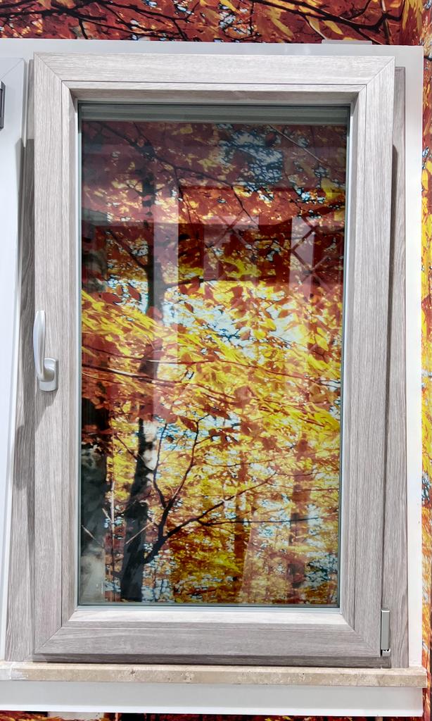 infissi a Roma Eur effetto legno chiaro in PVC