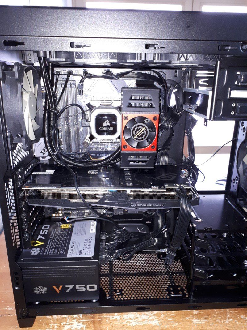 Componenti interni pc fisso