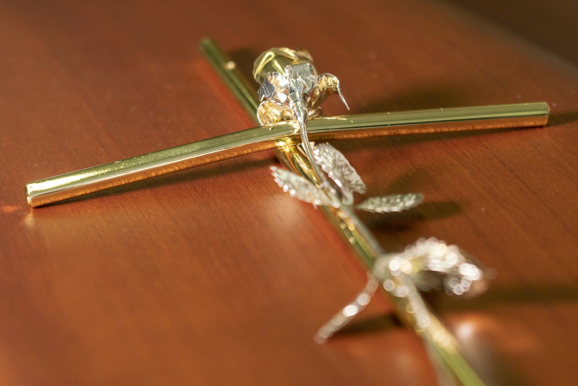 decorazione di una lapide