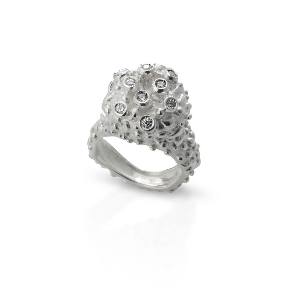 anello in argento e diamanti