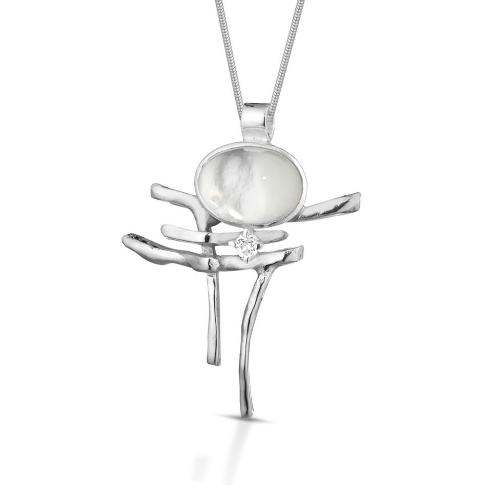 Pendente in argento, madreperla e topazio bianco