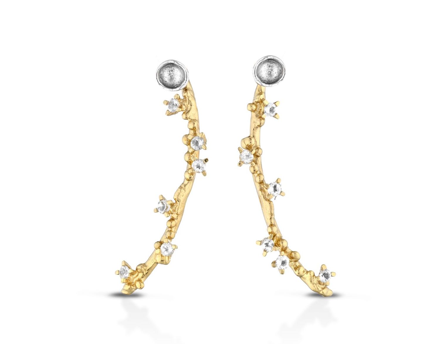 Orecchini in bronzo, argento e
topazi bianchi bagno oro 18 carati