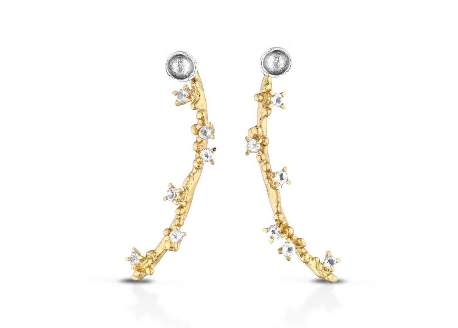 Bronze and silver earrings with
white topazes
18 K gold bath
