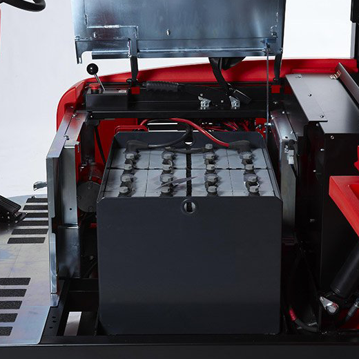 Meclean industrial sweeper battery powered drive BUSTER 1300TTE detail battery compartment
