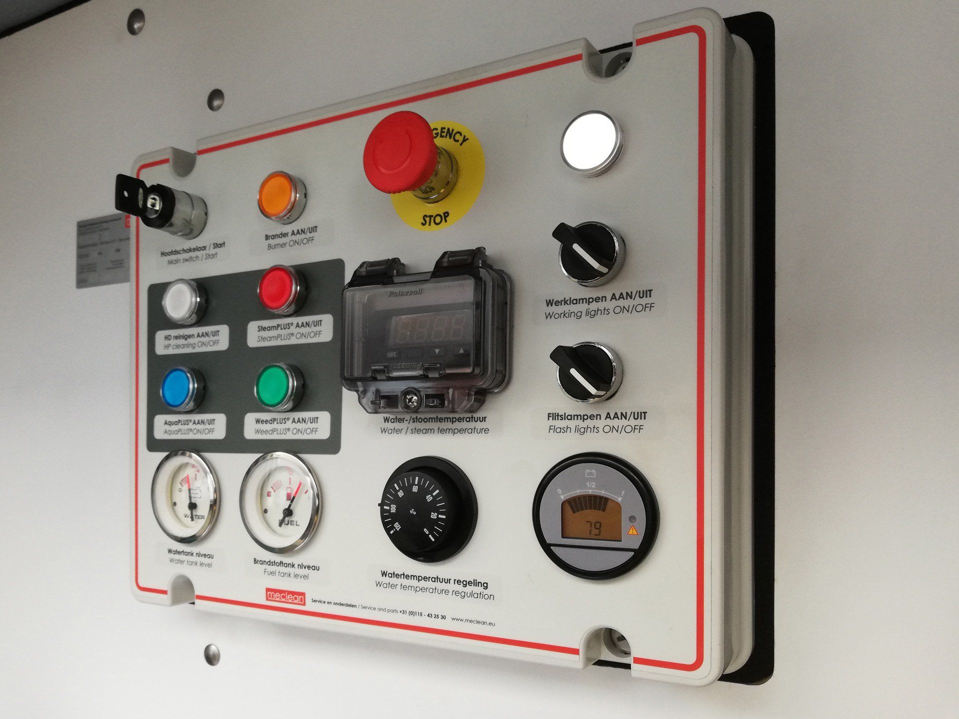 Meclean elektrische Hogedruktrailer HDTE 250/15 eenvoudig bedieningspaneel