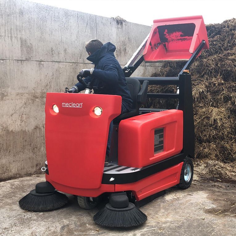 Meclean professional Ride-on sweeper/suction machines