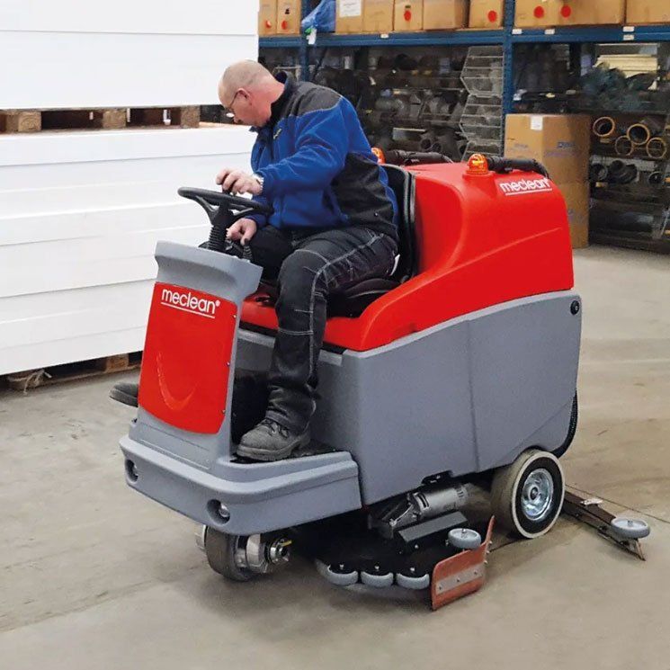 Meclean Ride-on scrubber/suction machines