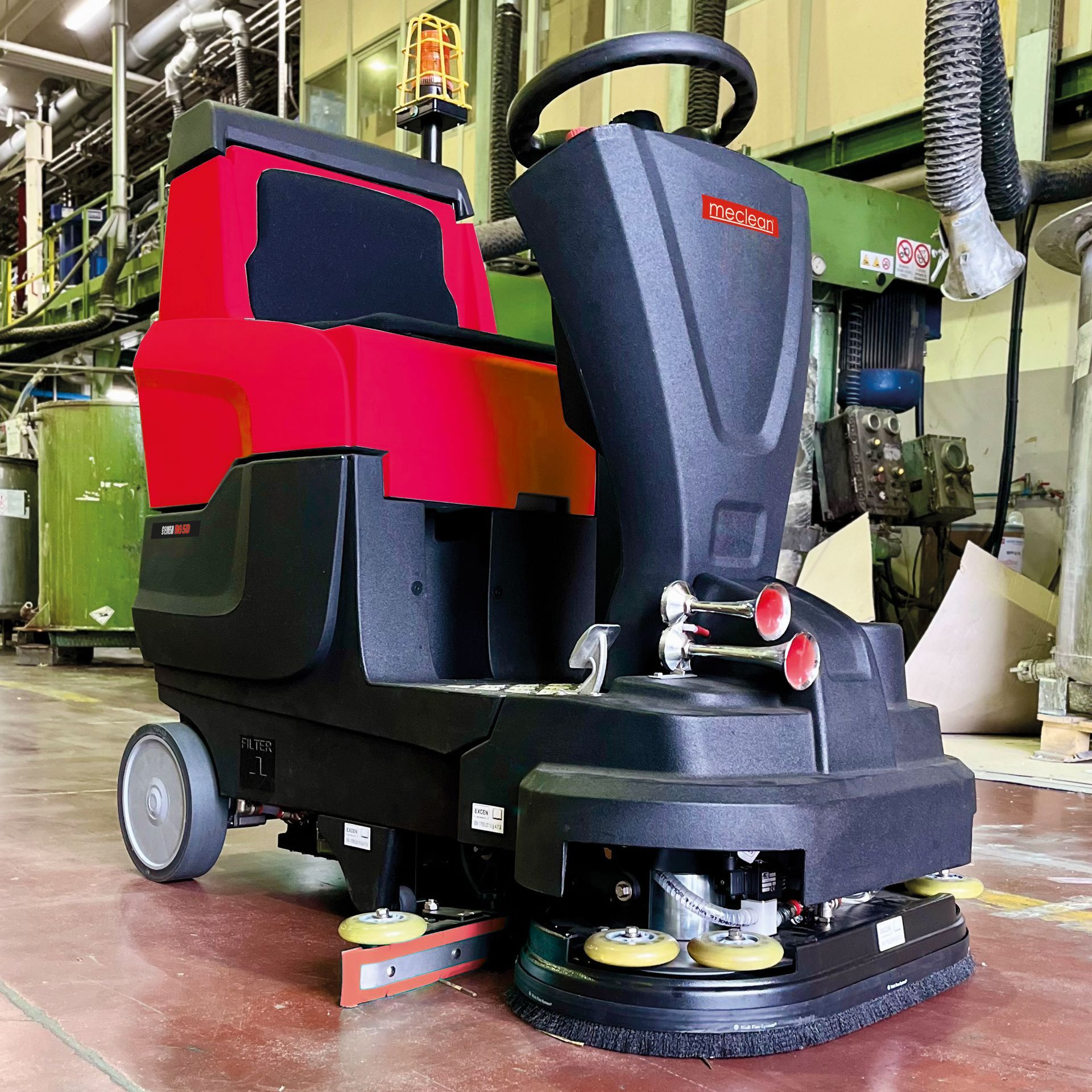 Meclean ride-on scrubber-dryer POWERSCRUB R65D on factory floor