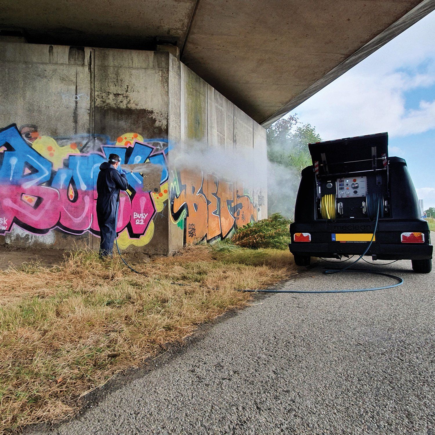 Meclean hogedruktrailer Trailerjet TJM 150/50 dieselmotor aandrijving SteamPLUS graffiti verwijderen onder viaduct