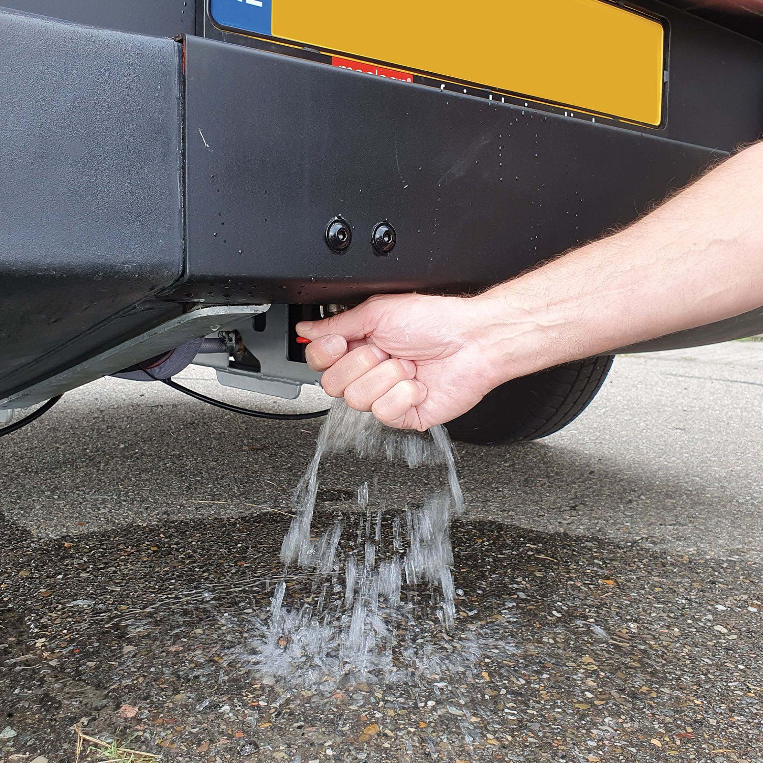 Meclean hogedruktrailer Trailerjet TJM 150/50 dieselmotor aandrijving achteraanzicht tapkraantje open