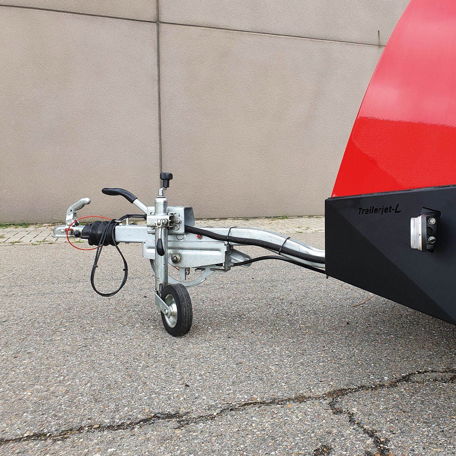 Meclean hogedruktrailer Trailerjet TJM 150/50 dieselmotor aandrijving zijaanzicht zelfremmende uitvoering