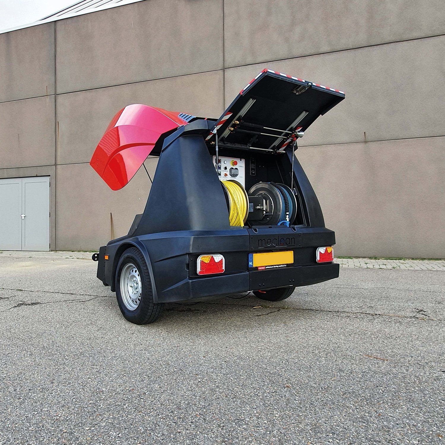 Meclean high-pressure trailer Trailerjet TJL 500/15 diesel engine drive rear view both valves opened