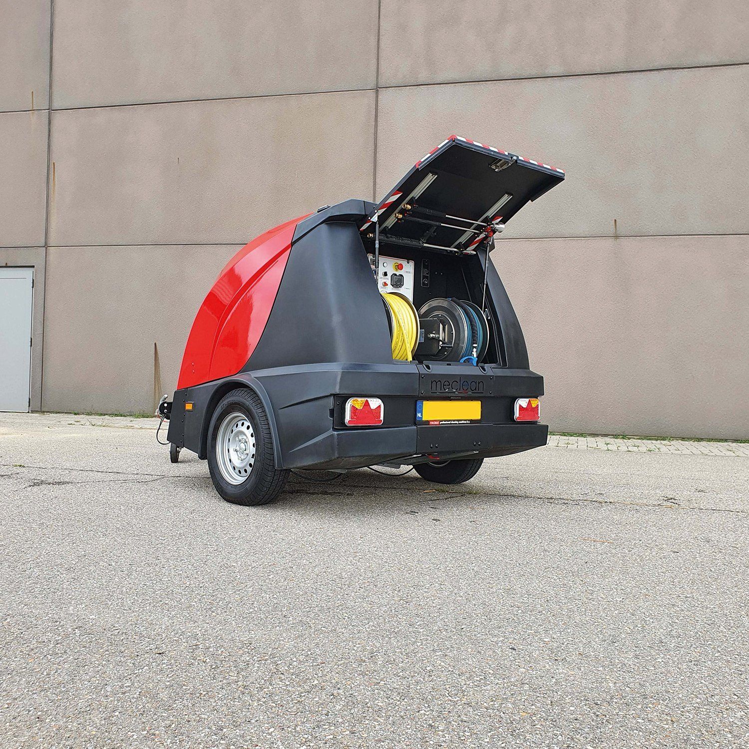 Meclean high-pressure trailer Trailerjet TJL 500/15 diesel engine drive  rear view valve opened