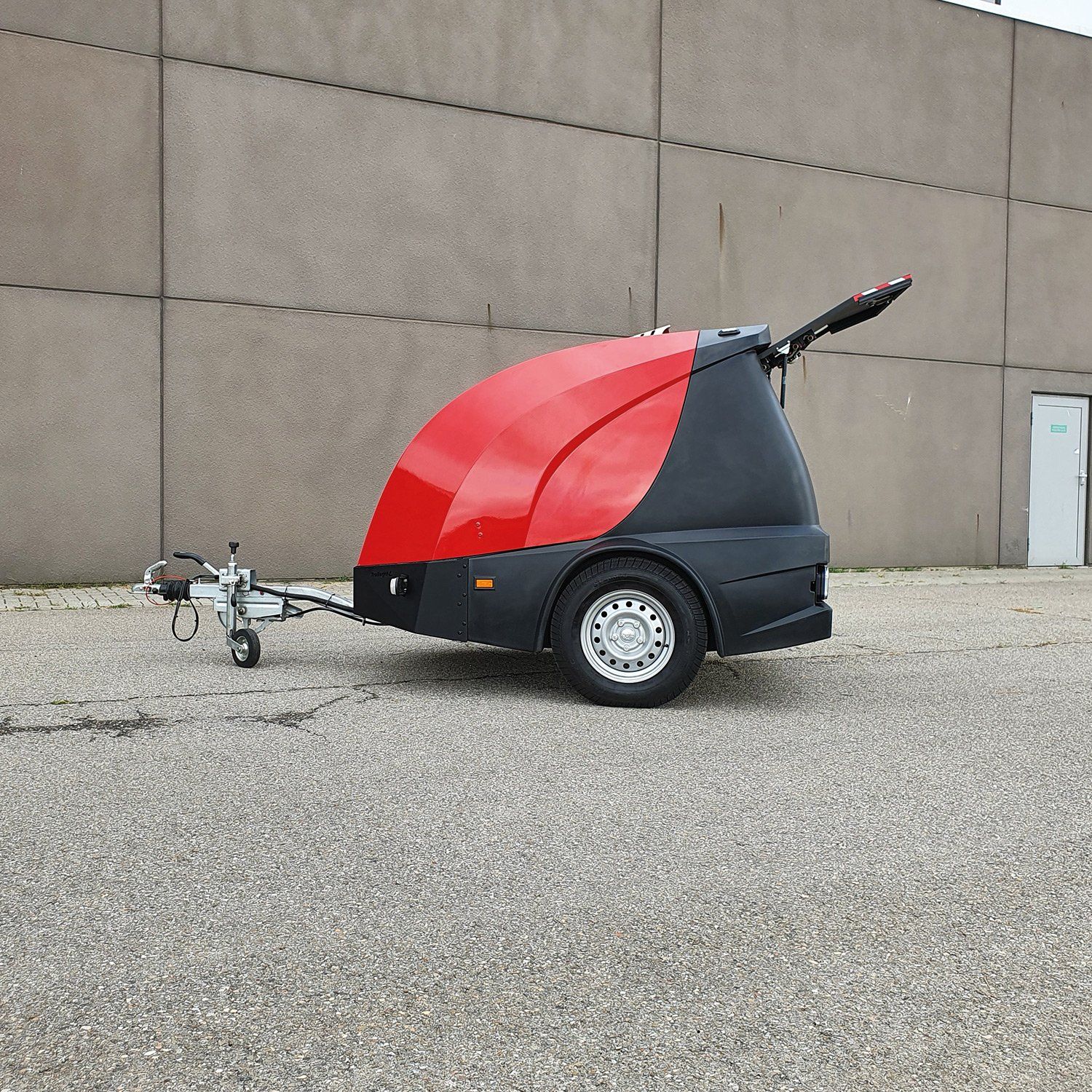 Meclean high-pressure trailer Trailerjet TJL 500/15 diesel engine drive side view