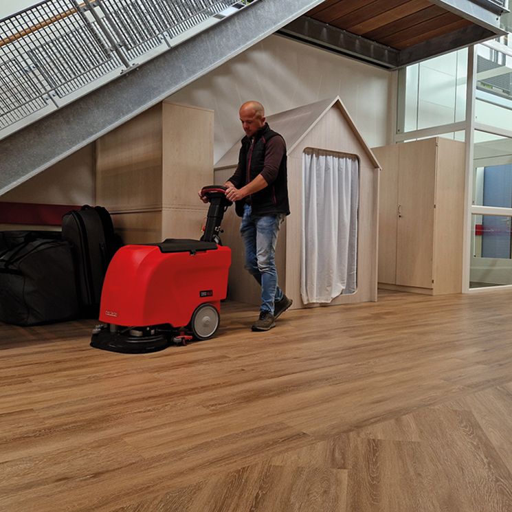 Meclean achterloop schrobmachines