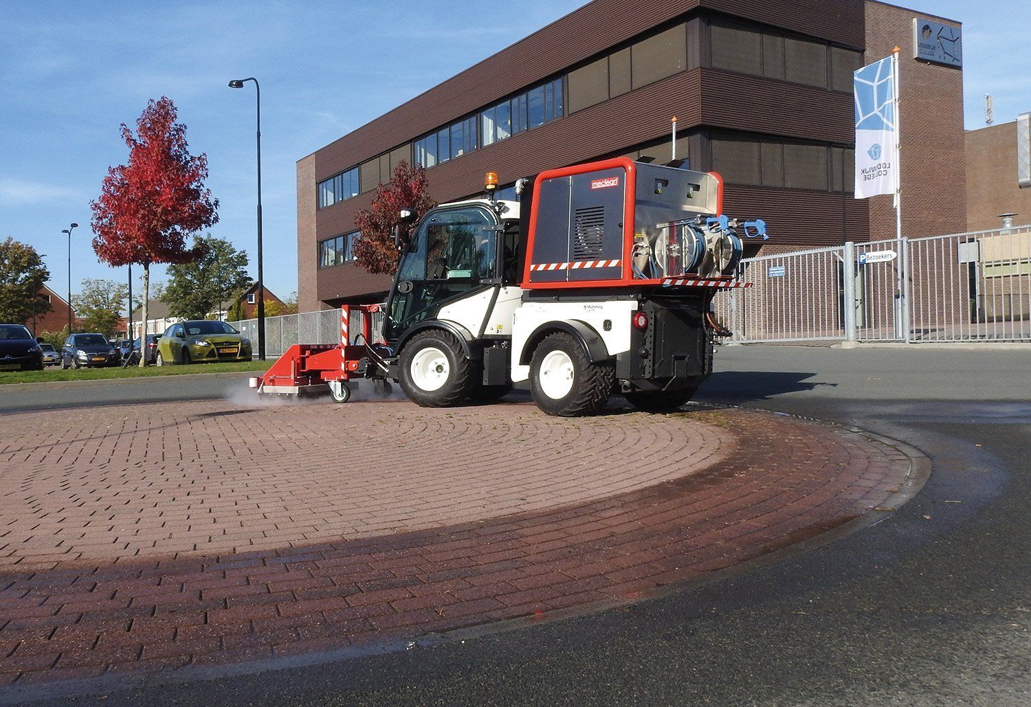 Meclean vehicle mounted high-pressure cleaning unit CityCleaner-H weed killing with WeedPLUS
