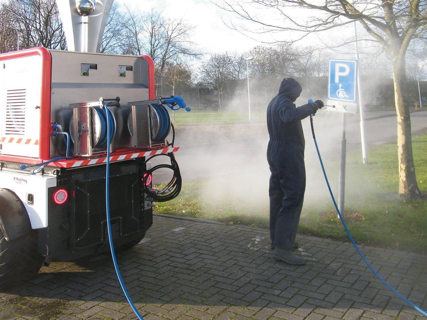 Meclean vehicle mounted high-pressure cleaning unit Citycleaner-H traffic sings cleaning