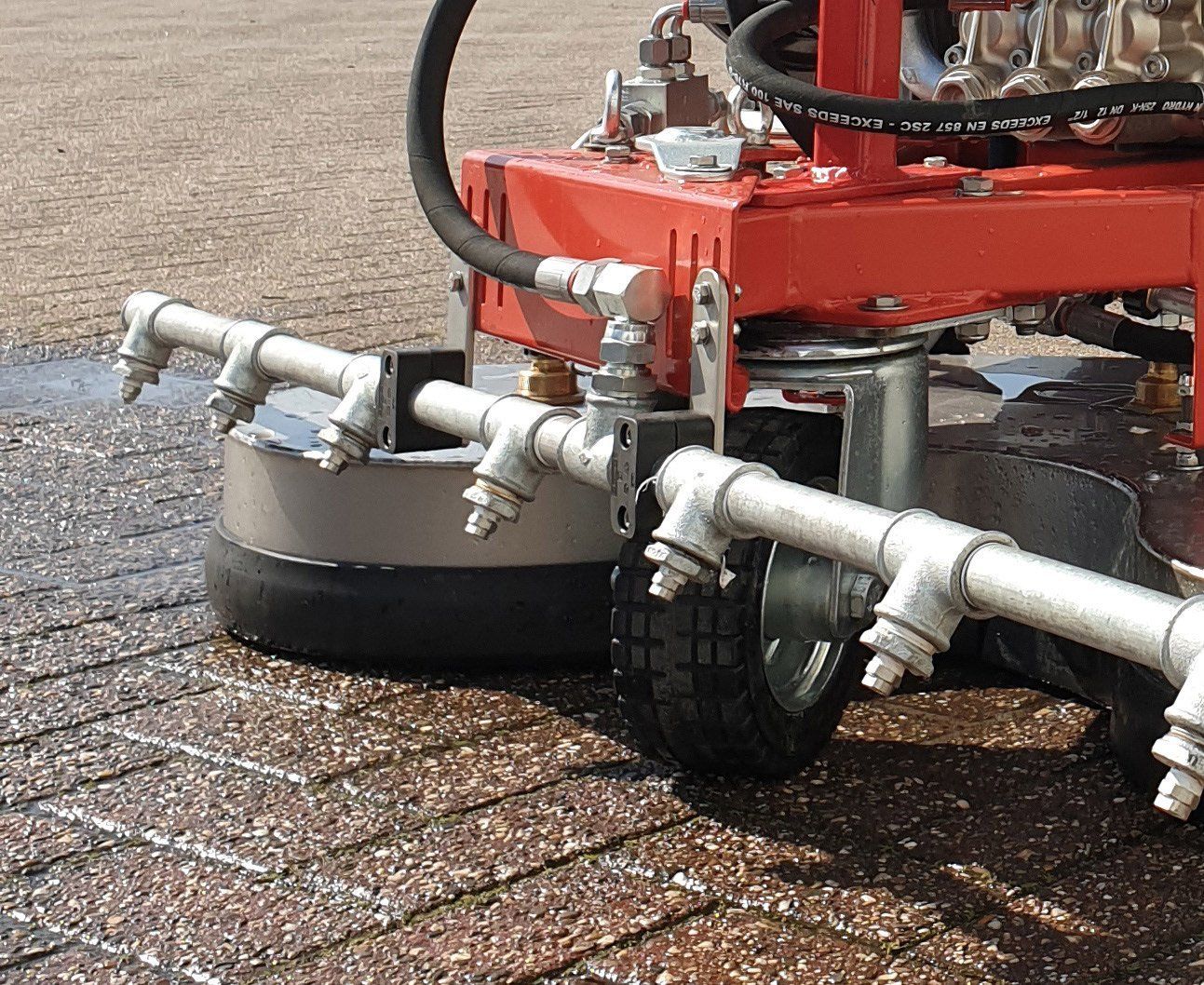 Meclean vehicle mounted high-pressure cleaning unit StreetCleaner extra wide spray bar kit