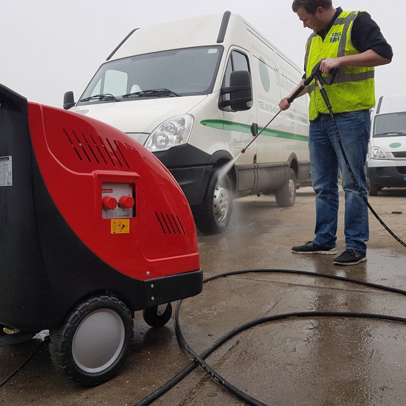 Meclean hot water high-pressure cleaner SERIE-B 120/10  high-pressure cleaning company fleet