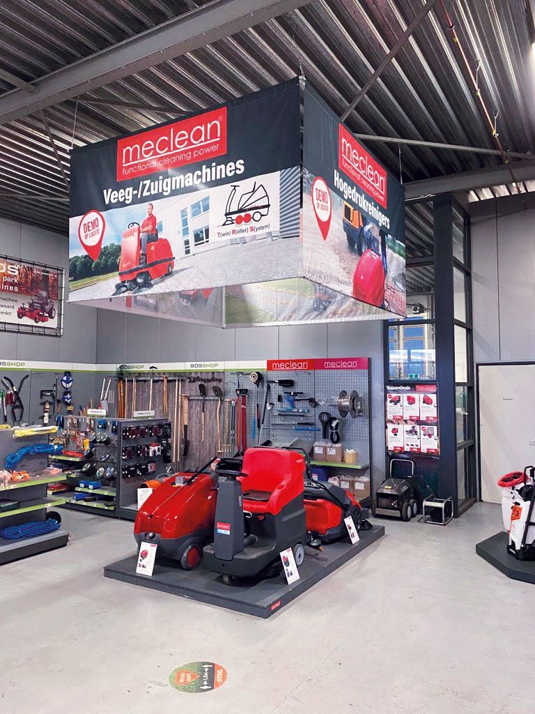 Meclean professional cleaning machines ceiling cube in showroom dealer