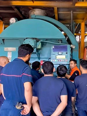 Capacitación a todo un equipo de trabajo dentro de planta