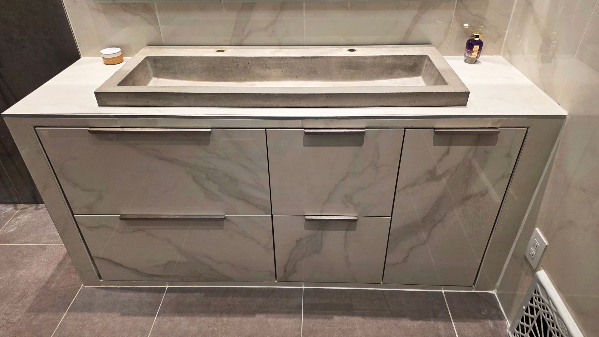 Custom Porcelain Cabinetry from Sienna Bianca by Pianetto