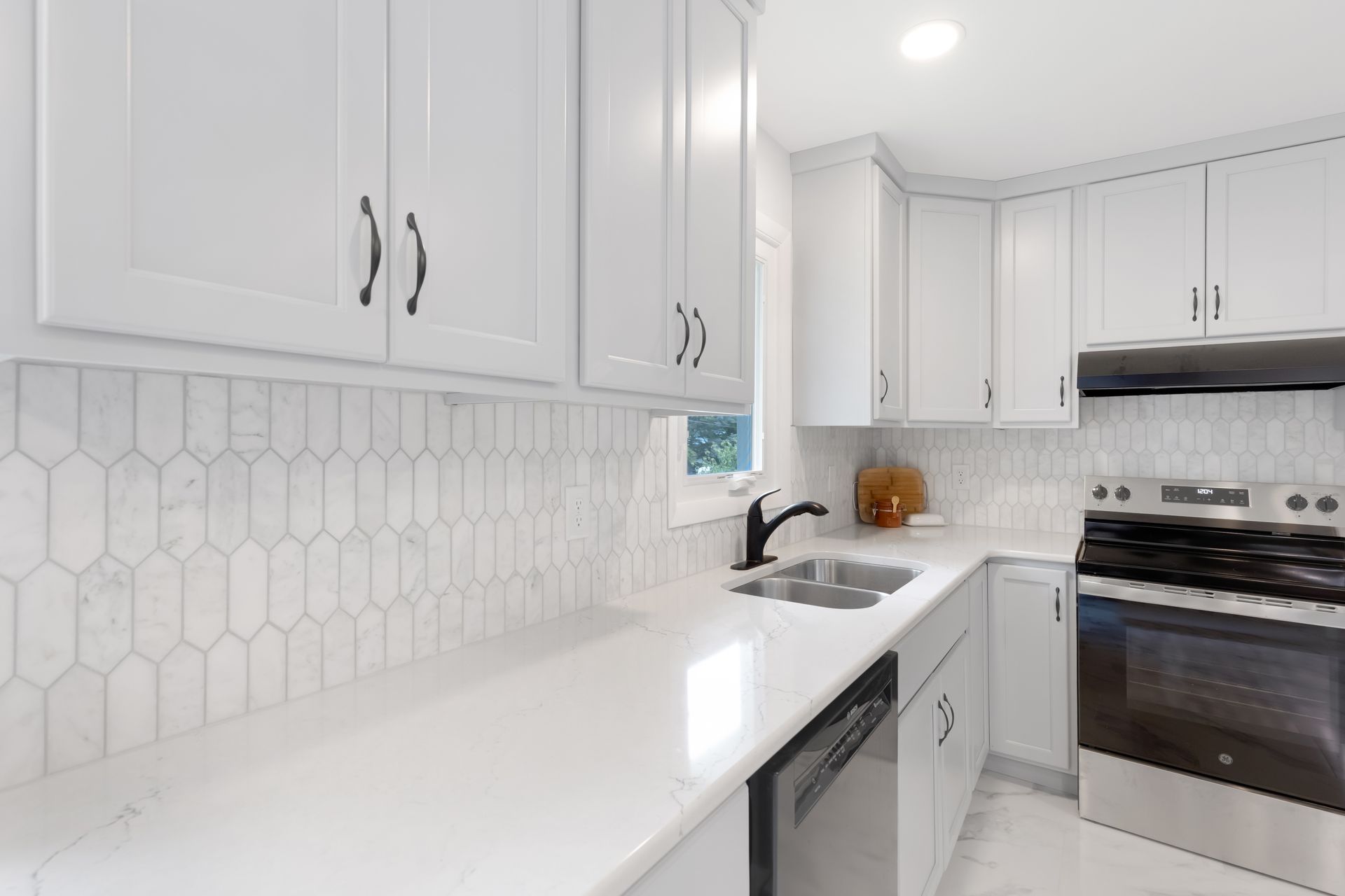 Custom Built Cabinets - Krypton, Cambria Sutherland Countertops