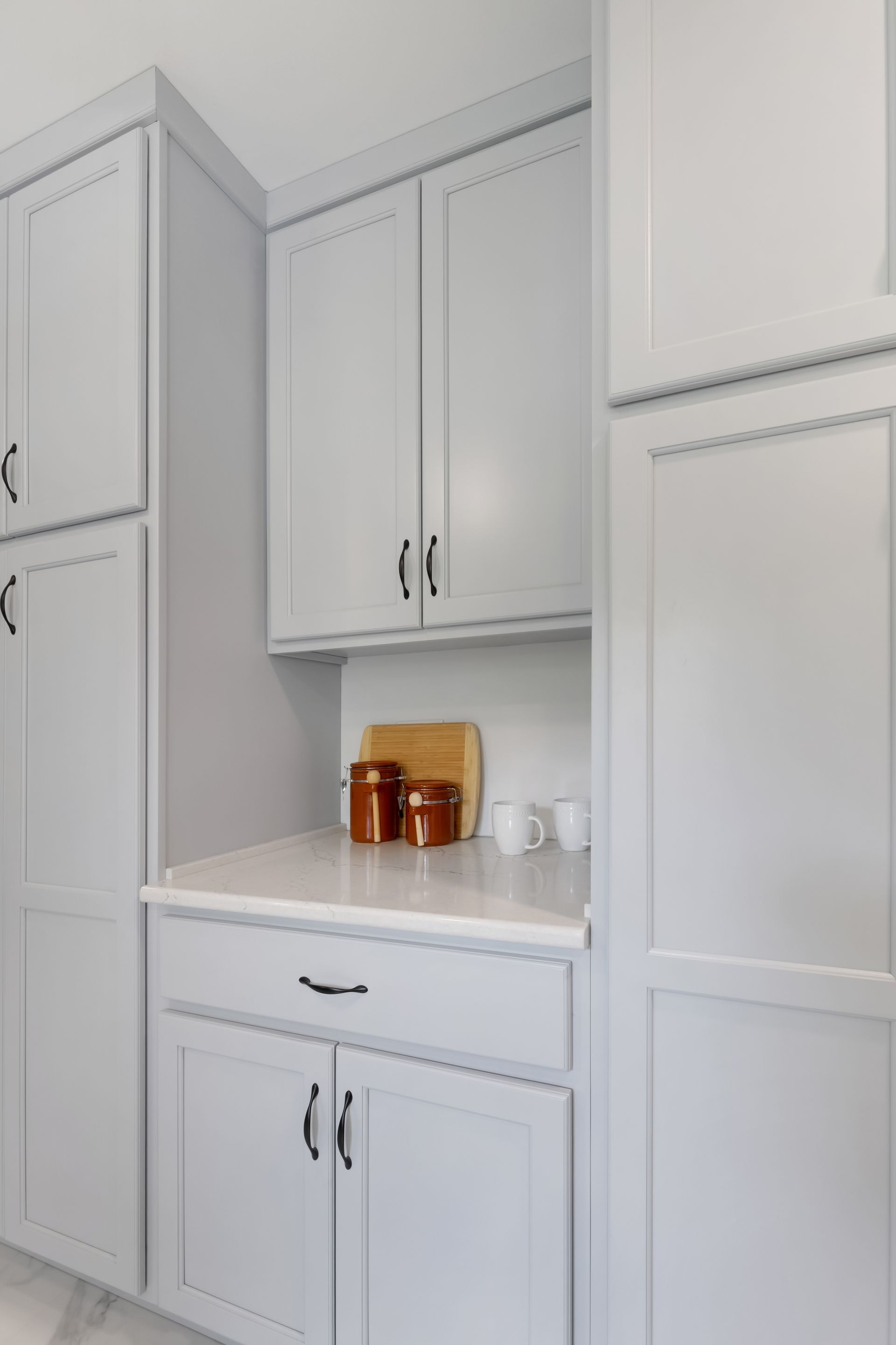 Custom Built Cabinets - Krypton, Cambria Sutherland Countertops