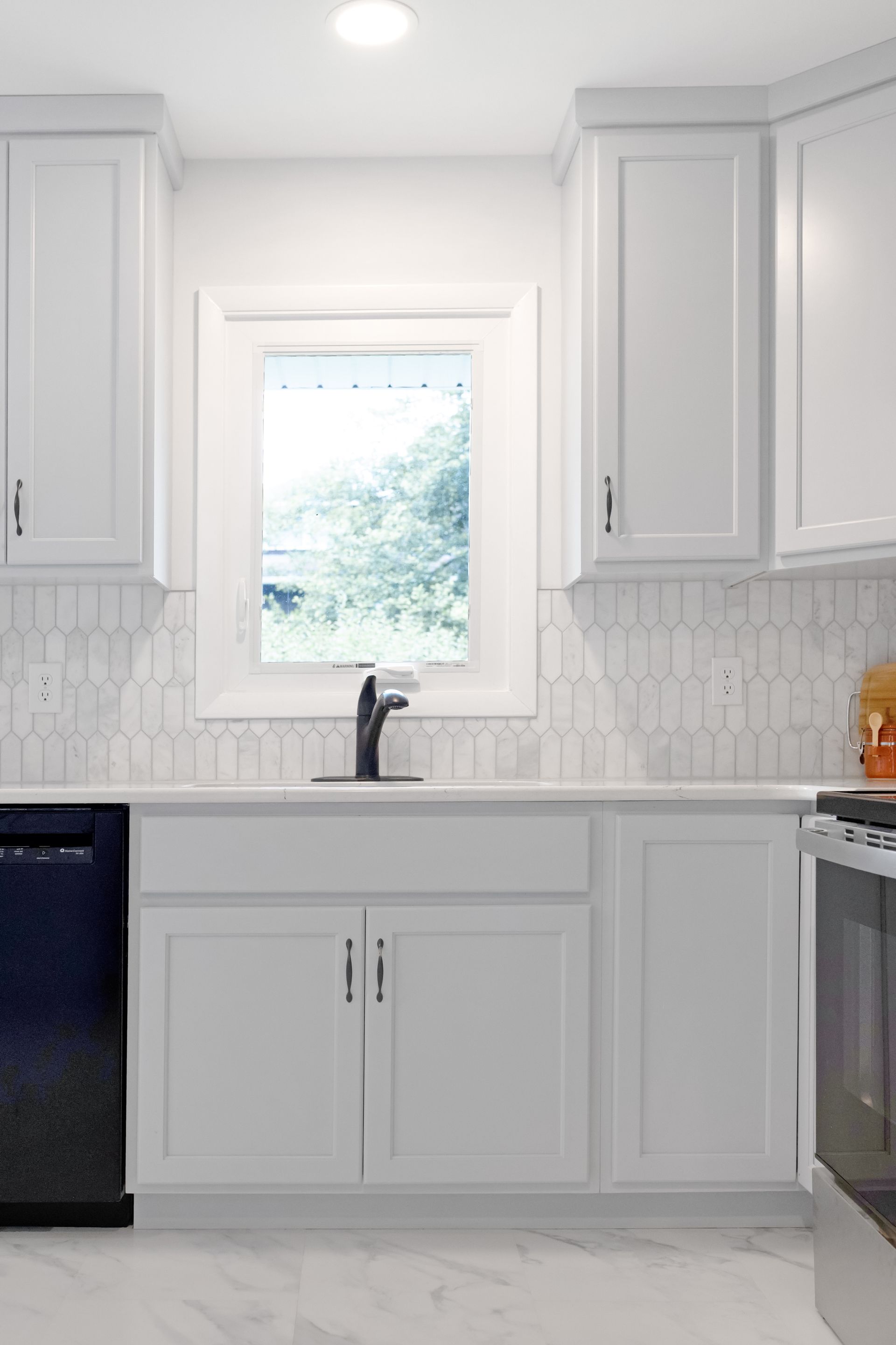 Custom Built Cabinets - Krypton, Cambria Sutherland Countertops