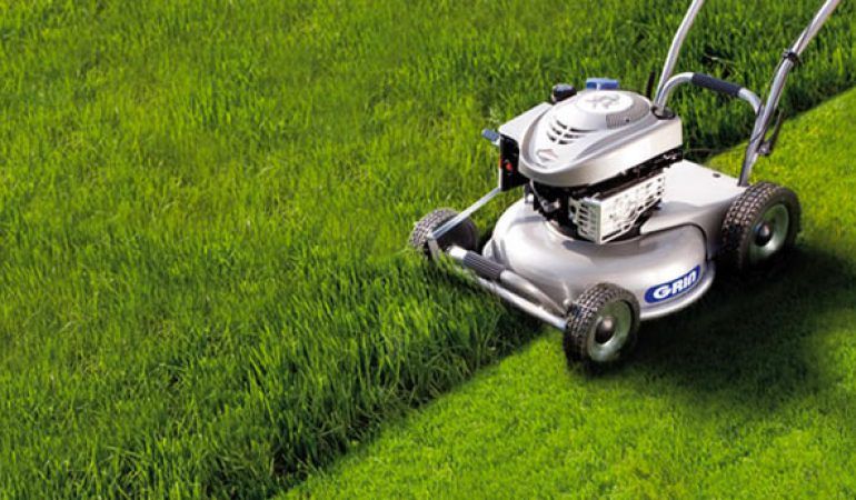 Tagliaerba Grin in funzione