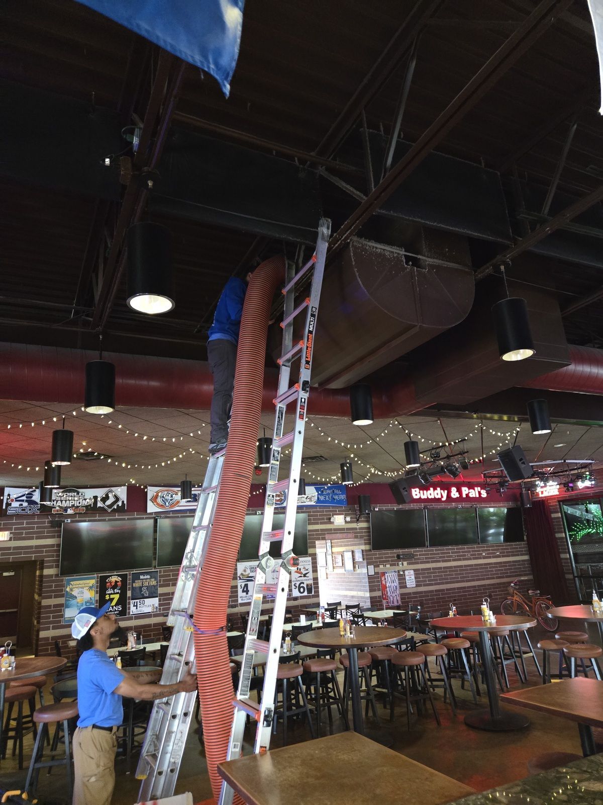Commercial Bar & Restua Air Duct Cleaning