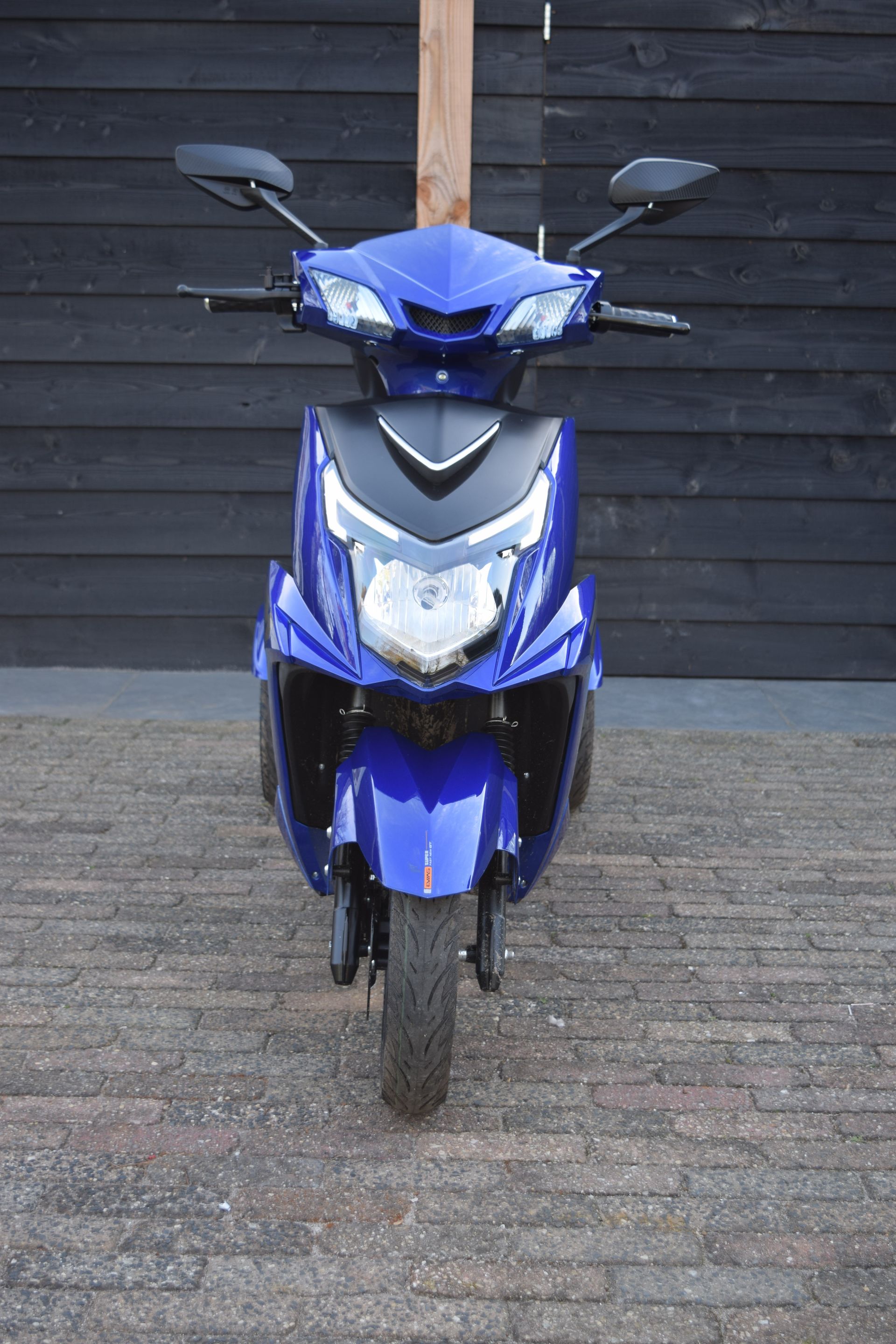 Ripco. Light E driewielscooter 25 KM/U