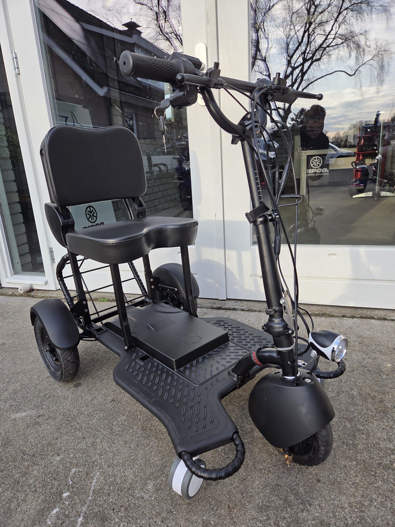 For Motion Foldy folding scooter 18 km/h