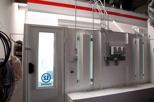 Vehicle — Spray Zone Room in La Puente, CA