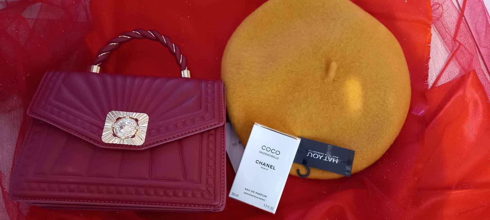 cappello e borsa donna